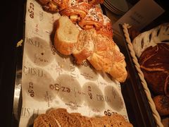 -大中华希尔顿酒店-念自助餐·嗨啤·小龙虾