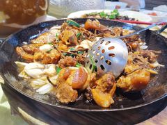 台山生蚝猪手锅-五邑人家(江门店)