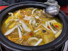 -菌之家·专业纯野生菌火锅·特色炒菌