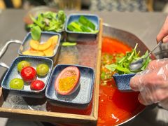 -楠小云·云南鲜牛野生菌自助火锅(九眼桥店)