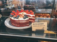 莓子红丝绒蛋糕-Wagas沃歌斯(太古汇店)