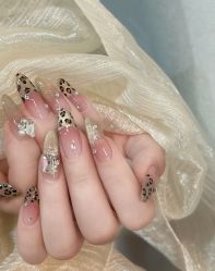 -斯馨·健康美甲美睫