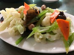 -四平包子铺