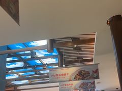-阿瓦山寨·湘菜现炒·剁椒鱼头王(咸阳总店)