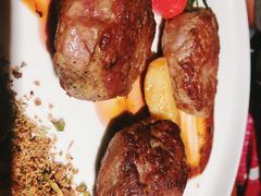 -more than meow吴止猫主题餐厅(承德 中船汇店)