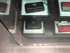 -Gucci(首创奥特莱斯店)