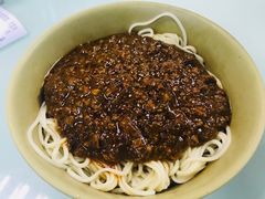 炸酱拌面-食惠里小笼包面馆(越秀店)