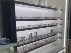 -视野联行眼镜·蔡司·尼康战略合作店(城西银泰店)