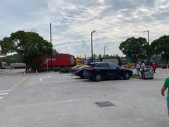 场地-小昆山服务区-停车场