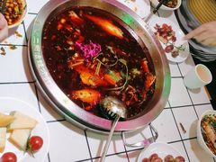 -蛙一刀·麻椒鱼火锅(金仙桥店)