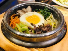 -明洞阿姨·韩式酱蟹烤肉·创意料理(三元桥店)