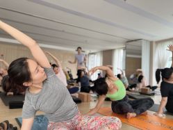 -酉嘉瑜伽YO+YOGA