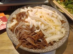 -毛肚向右·川渝毛肚王(经开永旺店)