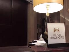 -广州天河希尔顿酒店