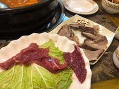 -乳仔牛牦牛汤锅 烤羊排(松潘古城店)