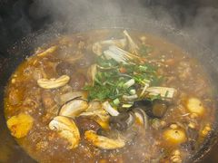 -地锅公社·现炒地锅鸡·地锅鱼·夜宵(罗锦路店)