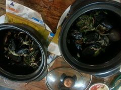 android_upload_pic-Hue Ngon Restaurant