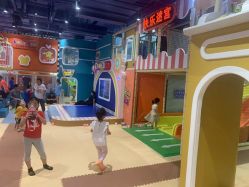 -LuckyStar幸运星家庭娱乐中心(东莞国贸店)