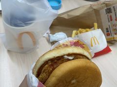 -麦当劳(四平路店)