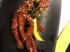 吮指鸡爪-桂满陇天书(南京德基旗舰店)
