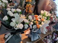 -Libra Flora花店(骆岗中央公园店)