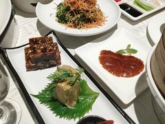 巧拌豆苗-四季民福烤鸭店(王府井灯市口店)