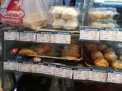 -白玉兰食品(汇联商厦店)