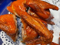 脆皮乳鸽-香山湖家家宴(中山陵店)