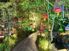 -花溪雨·森林餐厅(石基店)