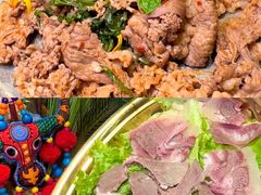 -毛辣果·贵州红酸汤牛肉火锅(西单店)
