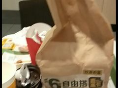-麦当劳(湖光北街店)