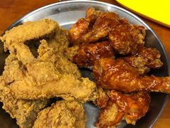 -BHC炸鸡(明洞总店)