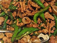 -霸蛮湖南菜·牛肉粉(荣京西街店)