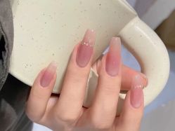 -悦指间美甲美睫