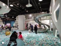 -MINI MARS KIDS CLUB亲子家庭中心(长宁天山店)