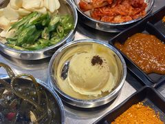 -哈哈碳都·牛肋条无限自助烤肉(台江万达店)