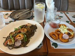 大虾黔海酸汤意面-FUNFUN有饭花园聚会餐厅