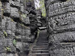 -梭布垭石林景区