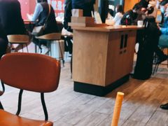 大堂-星巴克(兰州中川机场T2出发店)