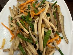 -谊荣海鲜大牌档(石湖店)