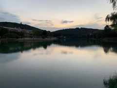 -上海佘山世茂艾美酒店