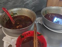 -铁锅哥米线