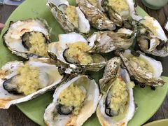 炭烧蒜蓉生蚝-贞姨美食·老字号海鲜大排档
