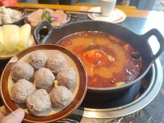 -憨孃孃·重庆老火锅(红山黑金店)