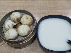 特色酱肉包-吃不亏特色包子(三峡广场店)
