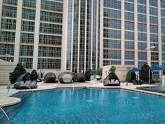 -澳门瑞吉酒店室外泳池