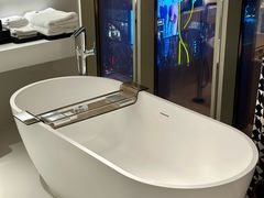 -亚善天籁S酒店(成都太古里旗舰店)