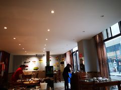 大堂-房县土本味土鸡汤特色餐厅(沌口店)