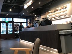 -瑞幸咖啡(1+1大厦店)