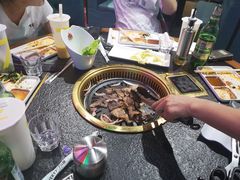 -牛鲜盛齐齐哈尔烤肉(曹路店)